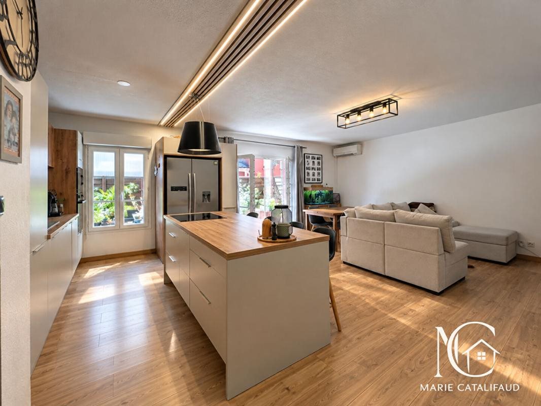 Appartement à vendre, 66m², Roquebrune-sur-Argens
