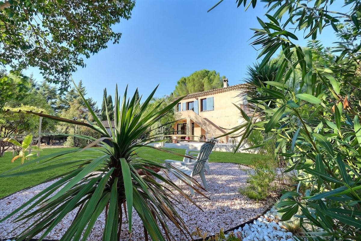 Maison à vendre, 184m², Cannes-et-Clairan