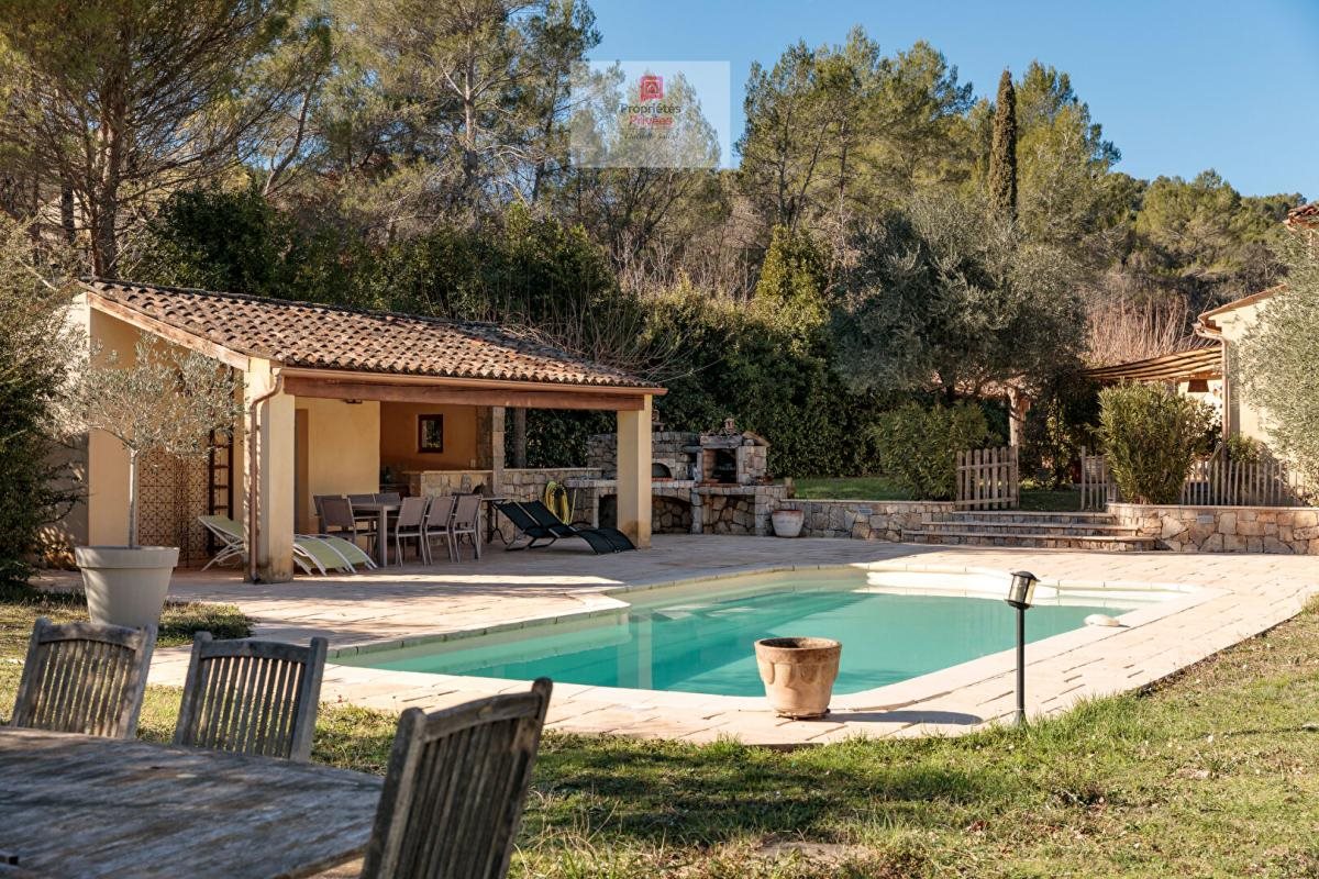Maison à vendre, 275m², Fayence
