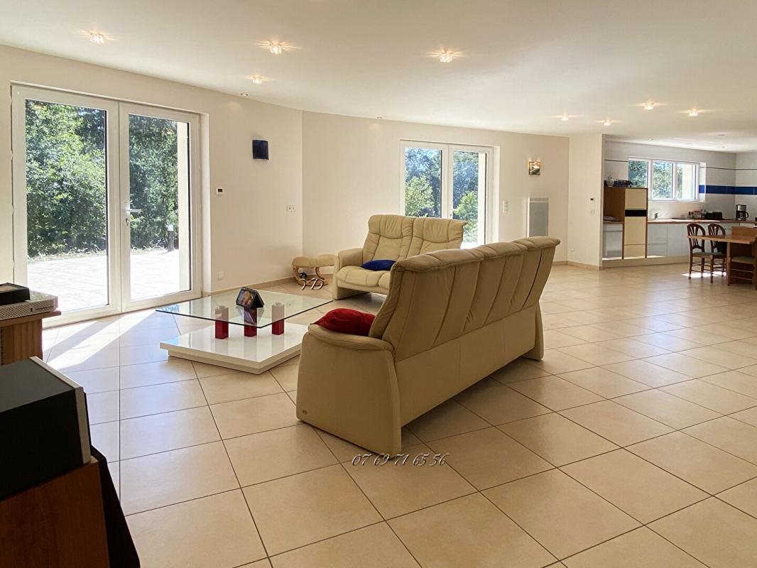 Maison à vendre, 170m², Fougères