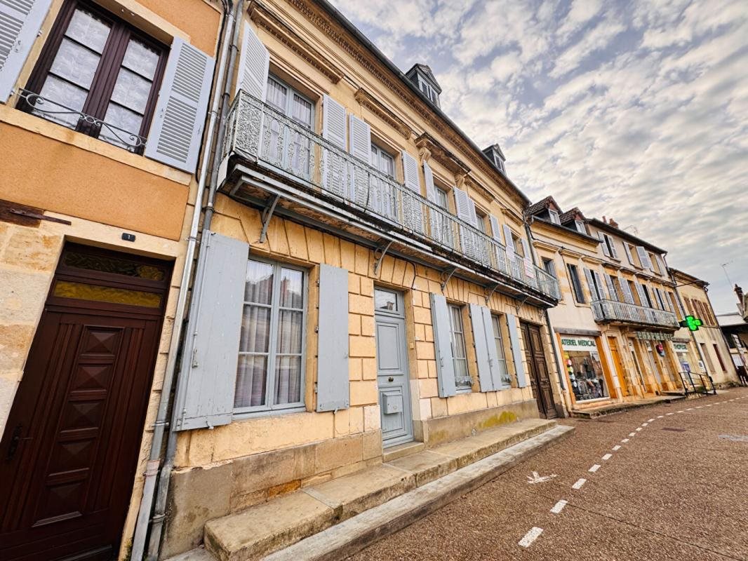 Maison à vendre, 191m², Prémery