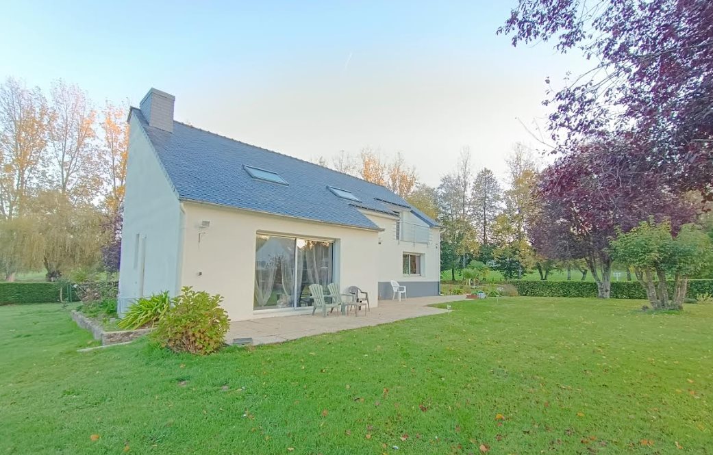Maison à vendre, 154m², Spézet