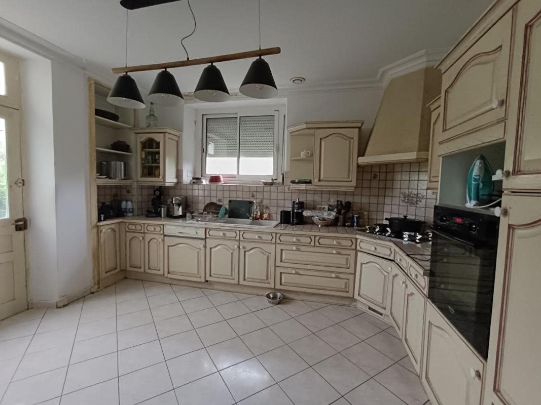 Maison à vendre, 140m², Châteauneuf-du-Faou