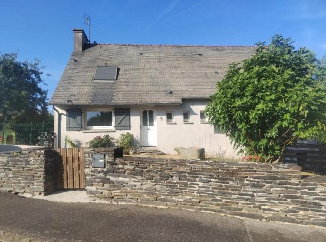 Maison à vendre, 143m², Saint-Goazec