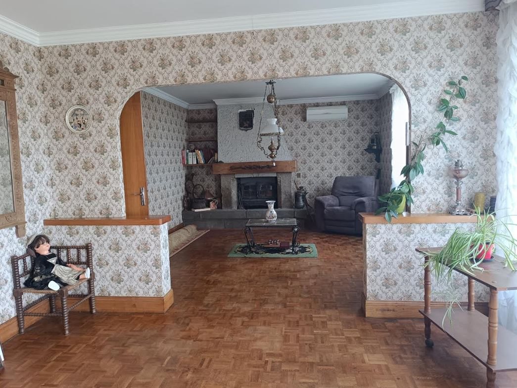 Maison à vendre, 130m², Châteauneuf-du-Faou