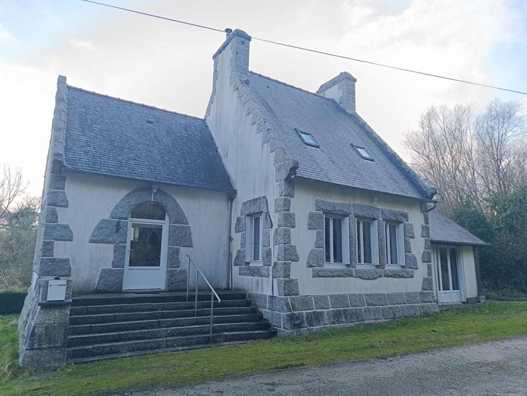 Maison à vendre, 86m², Huelgoat