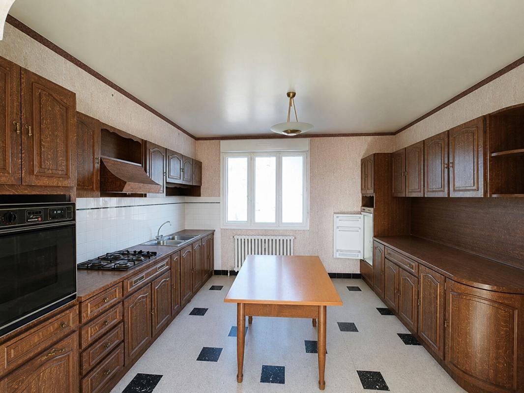 Maison à vendre, 139m², Châteauneuf-du-Faou
