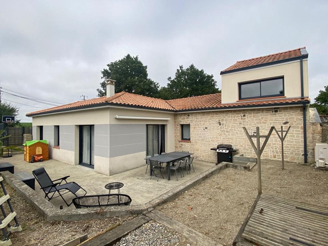 Maison à vendre, 120m², Sainte-Pazanne