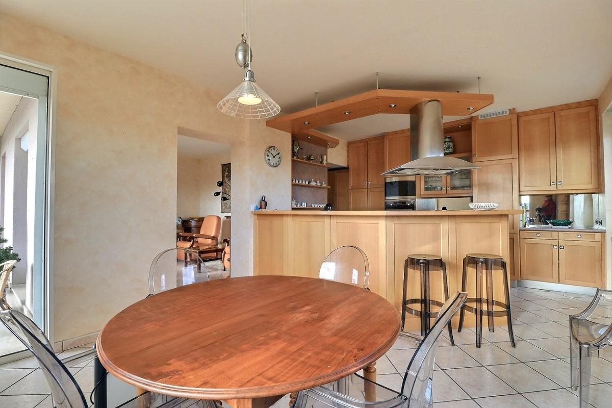 Maison à vendre, 184m², Dompierre-les-Ormes