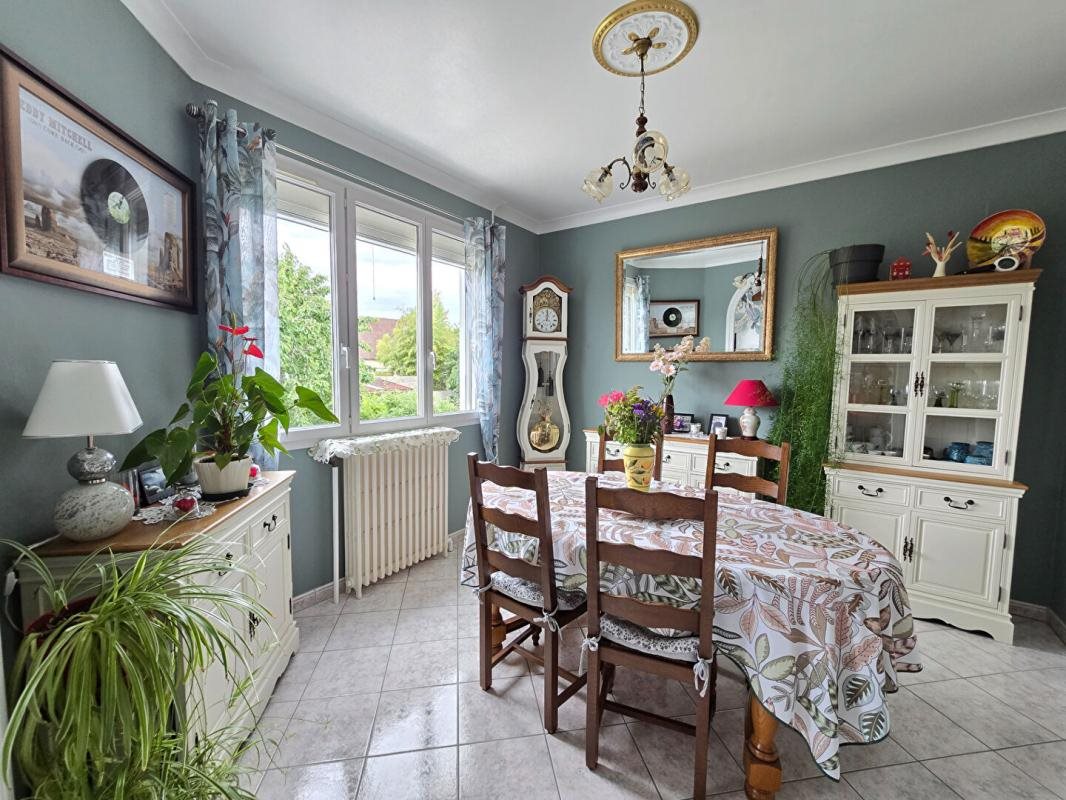 Maison à vendre, 136m², Brou-sur-Chantereine