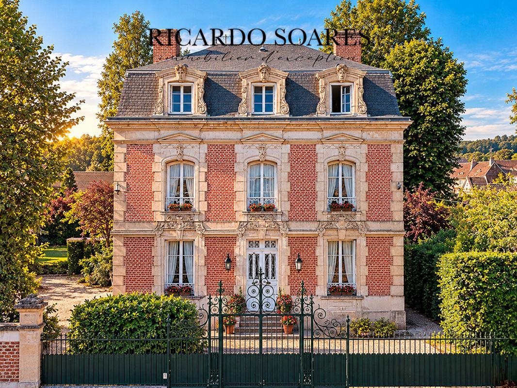 Maison à vendre, 278m², Pont-Sainte-Maxence