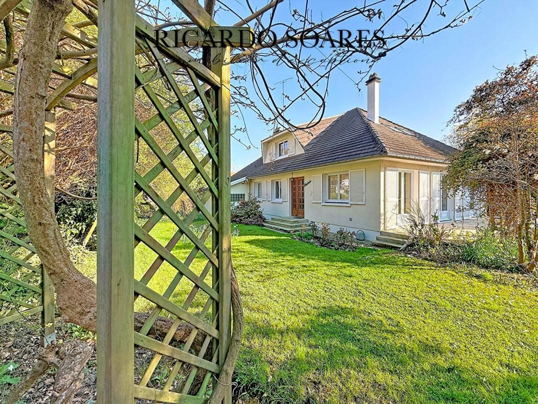 Maison à vendre, 220m², Pont-Sainte-Maxence