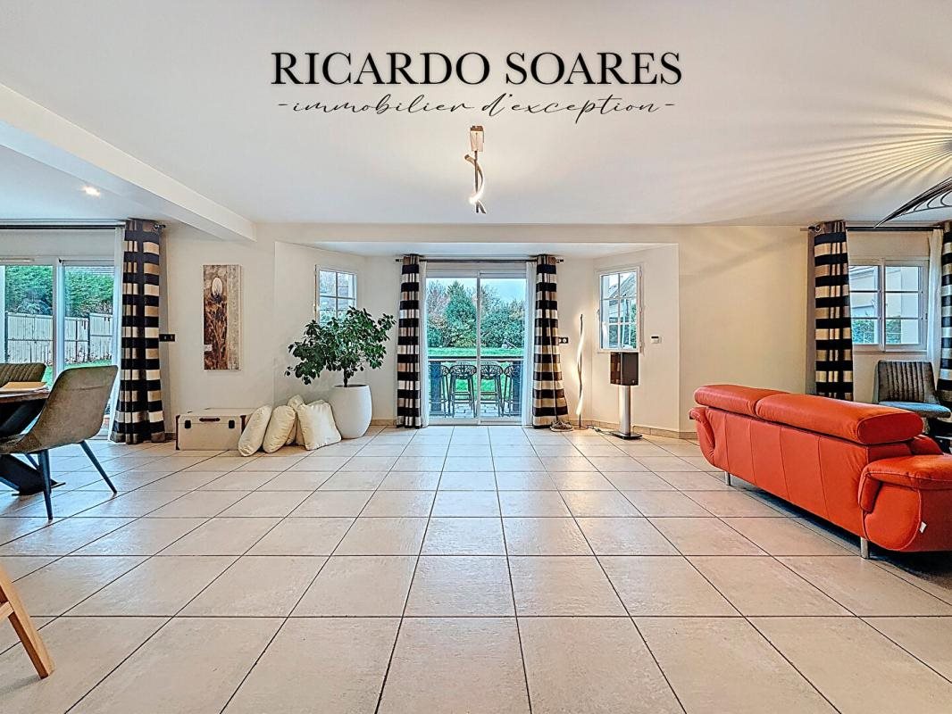 Maison à vendre, 242m², Cinqueux