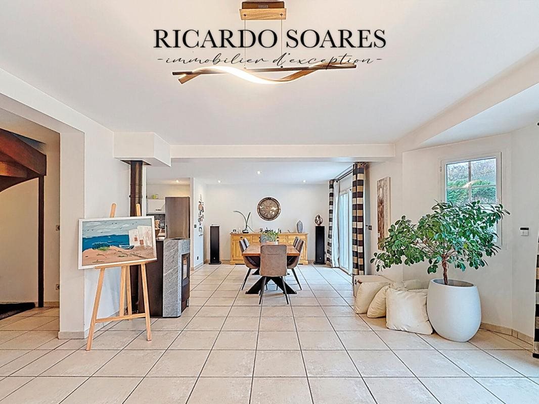 Maison à vendre, 242m², Cinqueux
