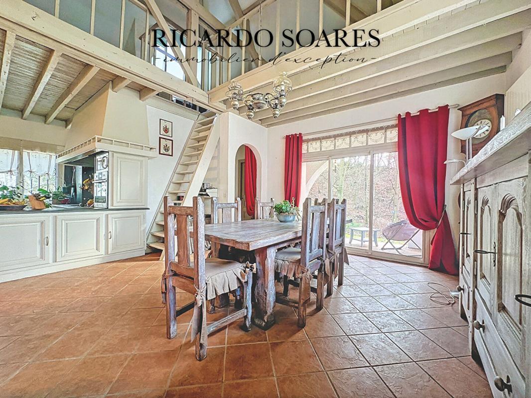 Maison à vendre, 306m², Senlis