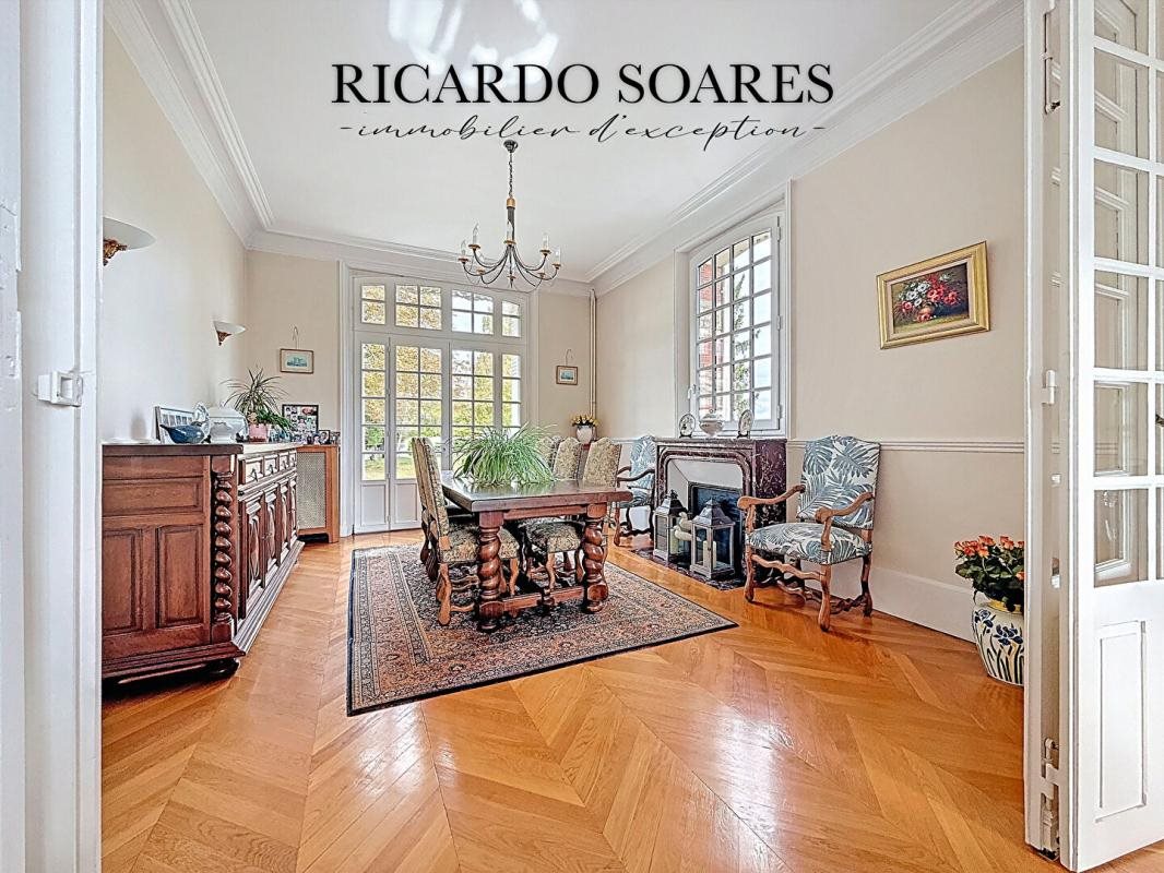 Maison à vendre, 219m², Pont-Sainte-Maxence