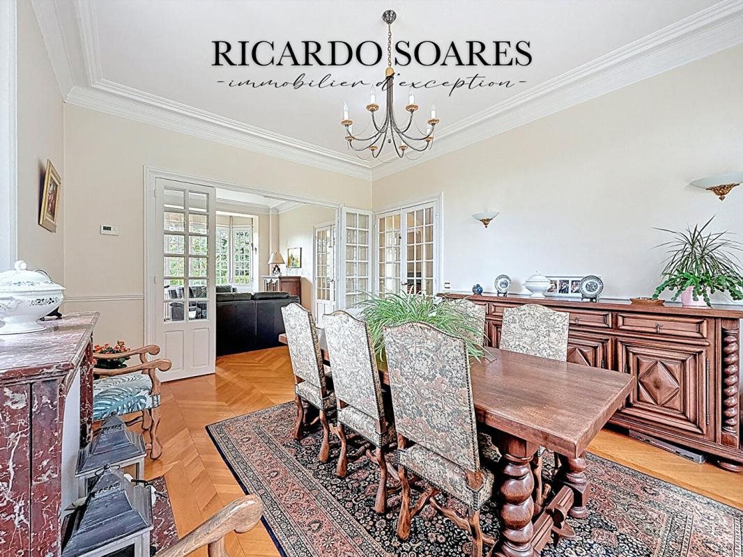 Maison à vendre, 219m², Pont-Sainte-Maxence