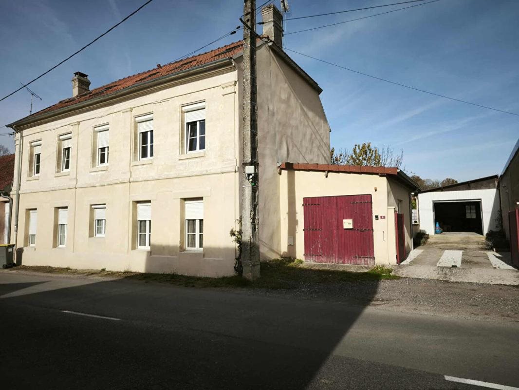 Maison à vendre, 211m², Bourg-et-Comin