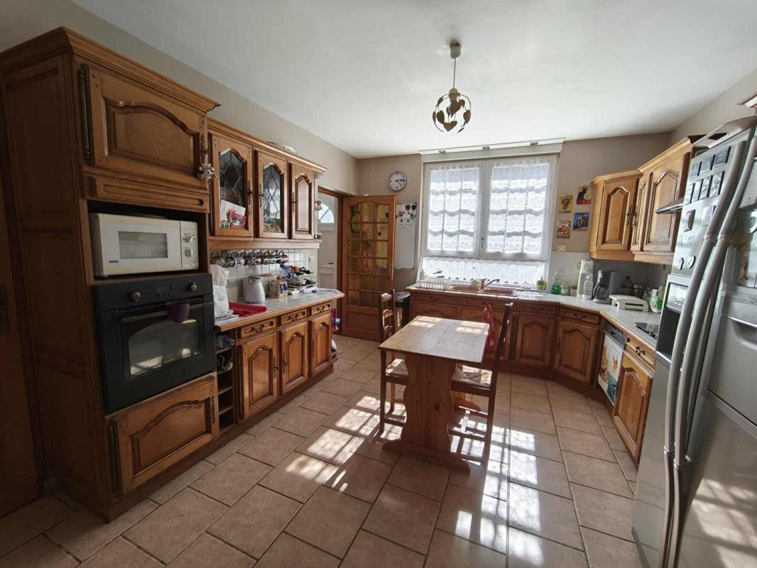 Maison à vendre, 151m², Coucy-le-Château-Auffrique