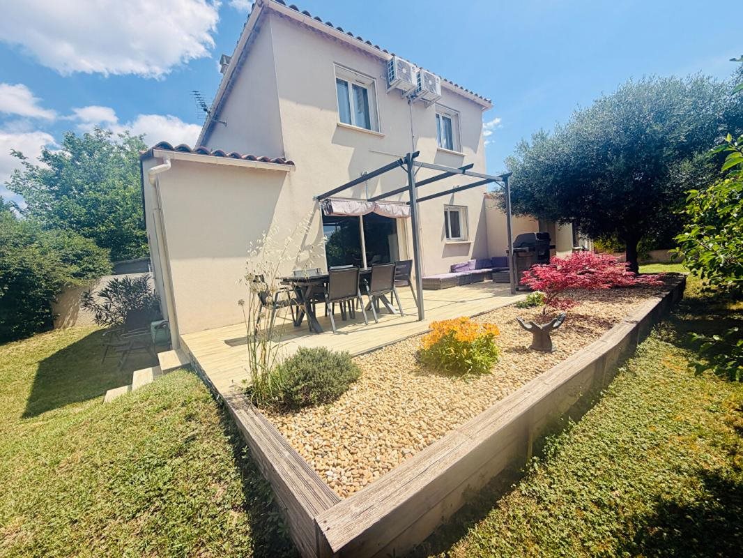 Maison à vendre, 114m², Saint-Privat-des-Vieux