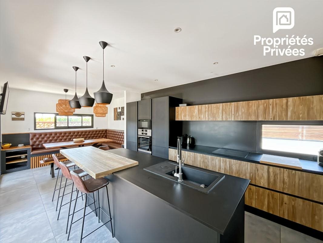 Maison à vendre, 120m², Artigues-près-Bordeaux