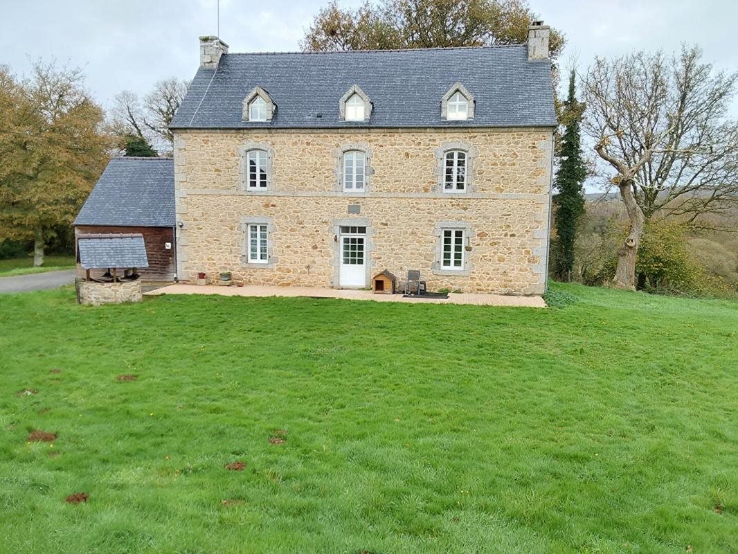 Maison à vendre, 171m², Glomel