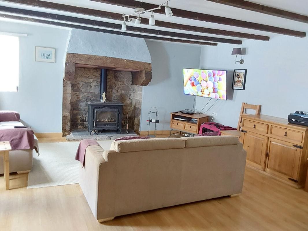 Maison à vendre, 142m², Rostrenen
