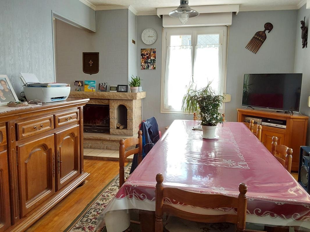 Maison à vendre, 113m², Rostrenen
