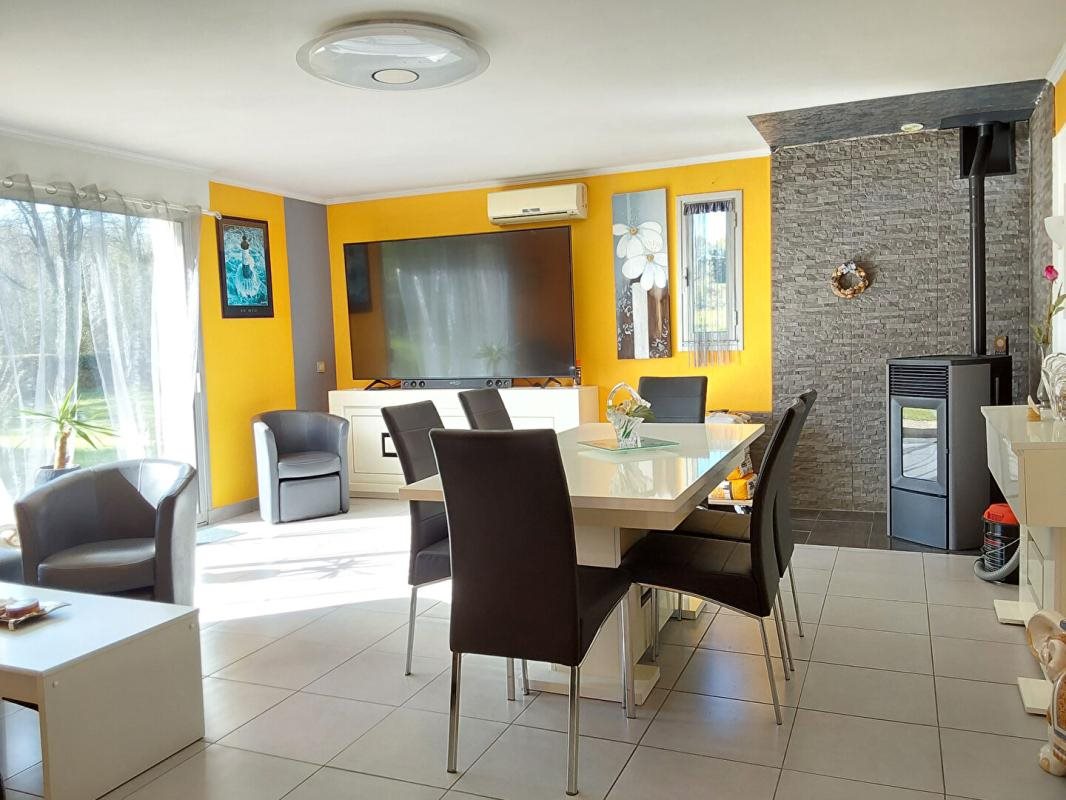Maison à vendre, 167m², Spézet
