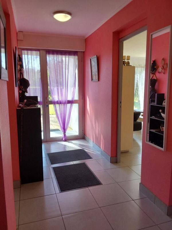 Maison à vendre, 167m², Spézet