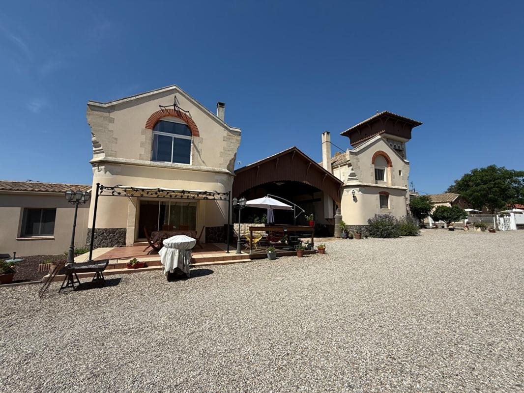 Maison à vendre, 850m², Vias