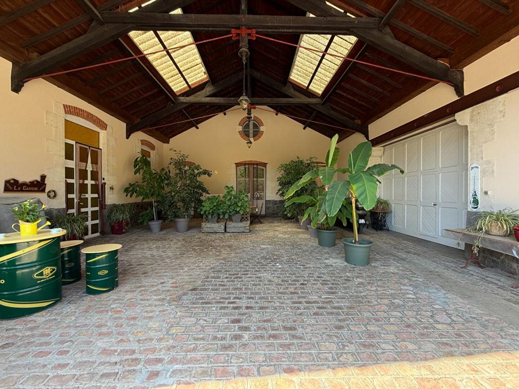 Maison à vendre, 850m², Vias