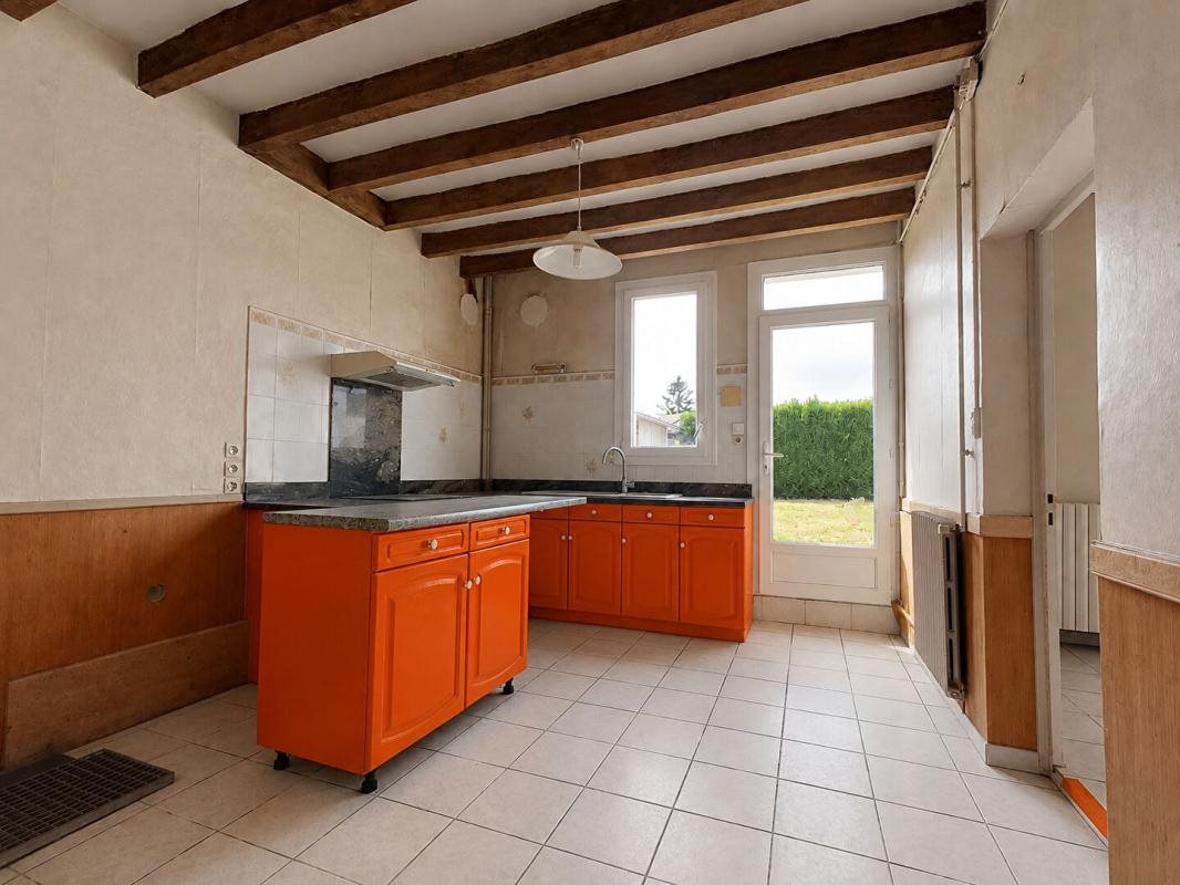 Maison à vendre, 183m², Vernoil-le-Fourrier