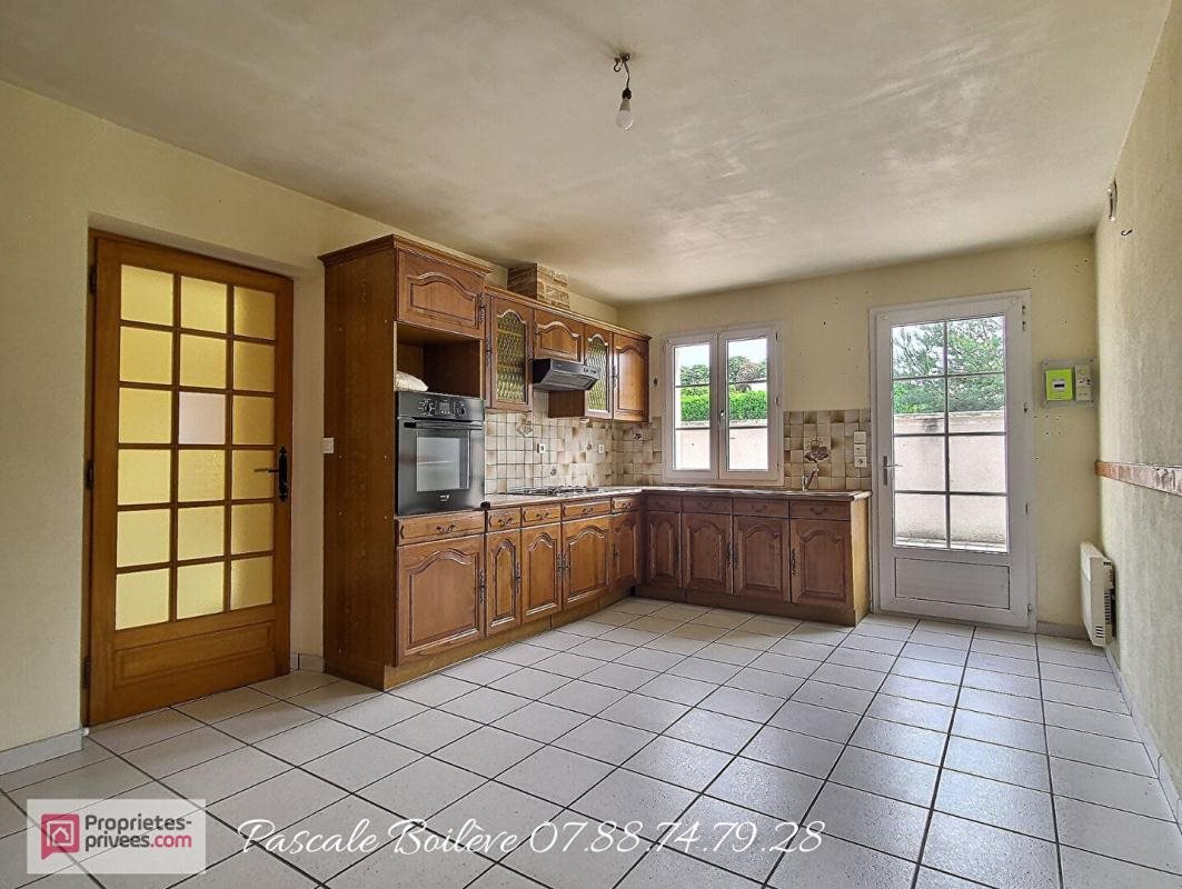 Maison à vendre, 90m², Vernoil-le-Fourrier