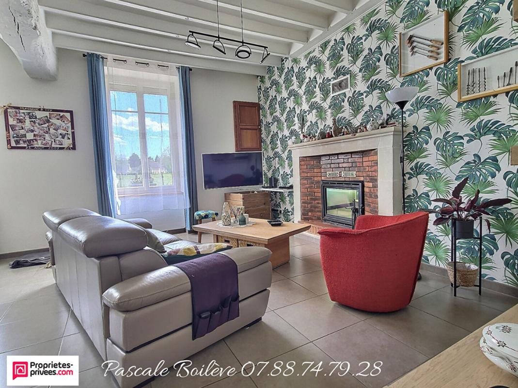 Maison à vendre, 109m², Vernoil-le-Fourrier