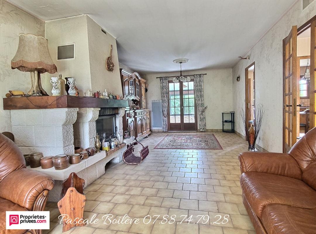 Maison à vendre, 107m², Vernoil-le-Fourrier