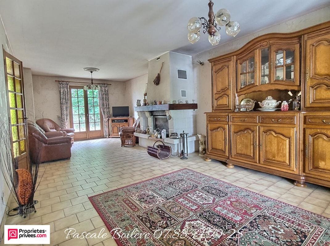 Maison à vendre, 107m², Vernoil-le-Fourrier
