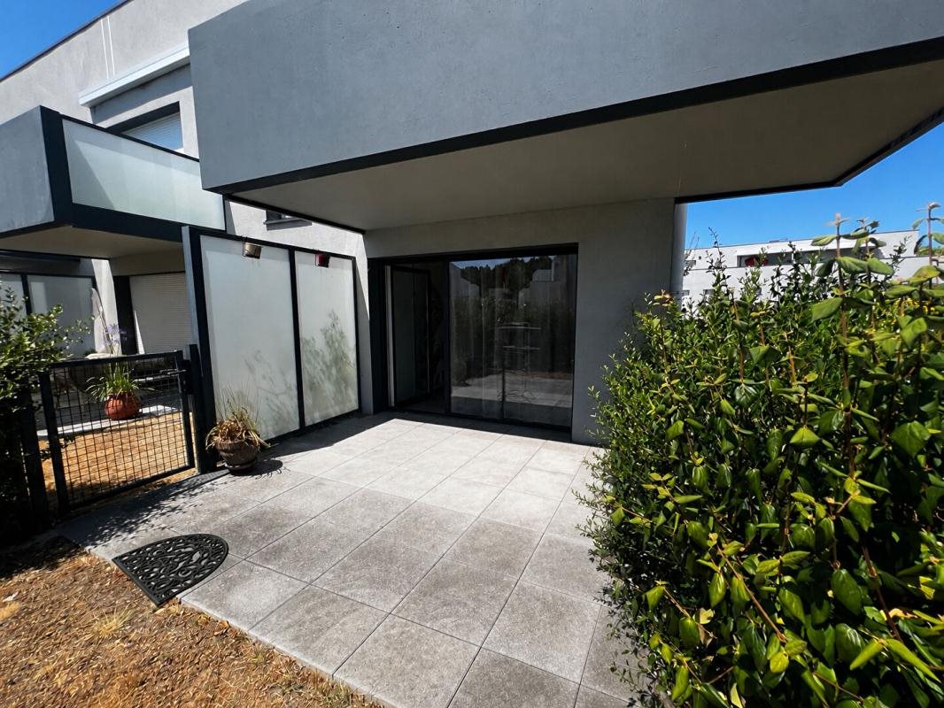 Appartement à vendre, 65m², Theix
