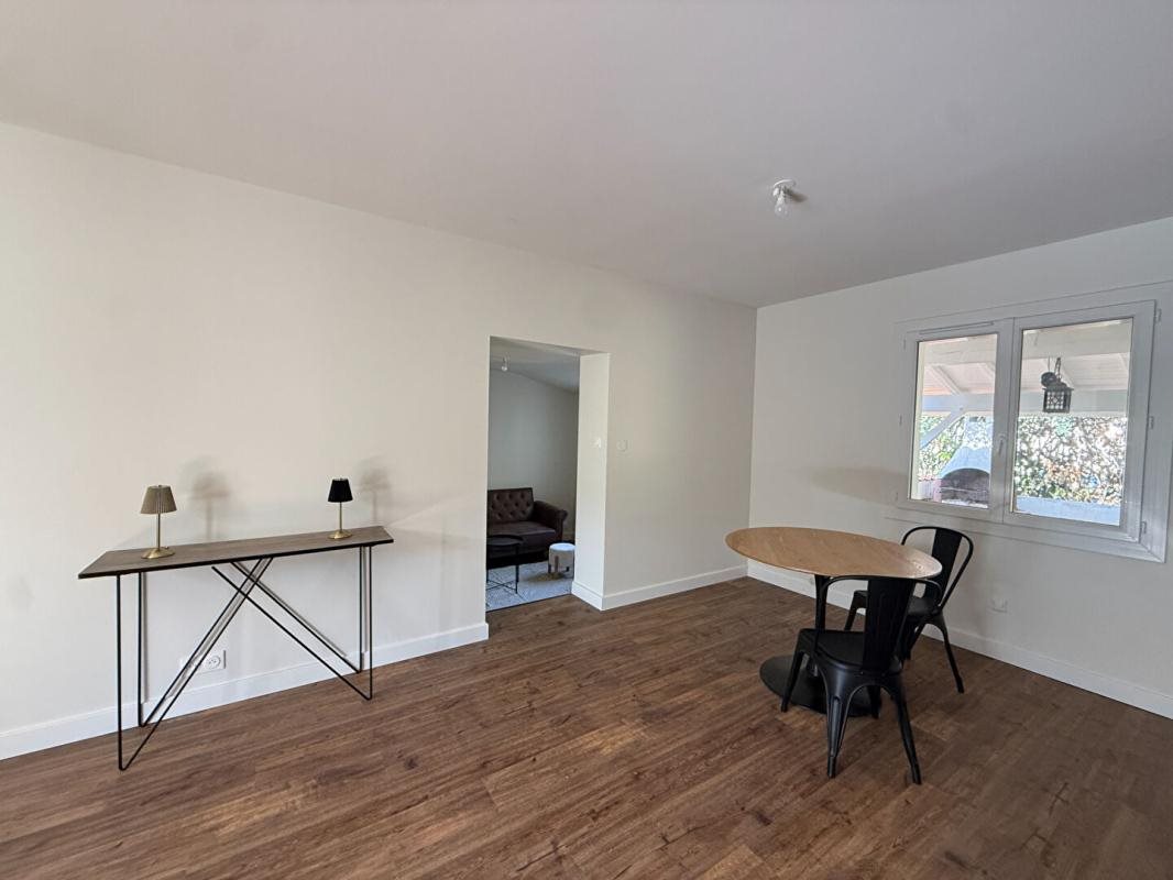 Maison à vendre, 100m², Saint-Yrieix-sur-Charente