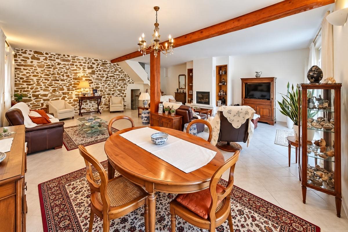 Maison à vendre, 275m², Villesèquelande
