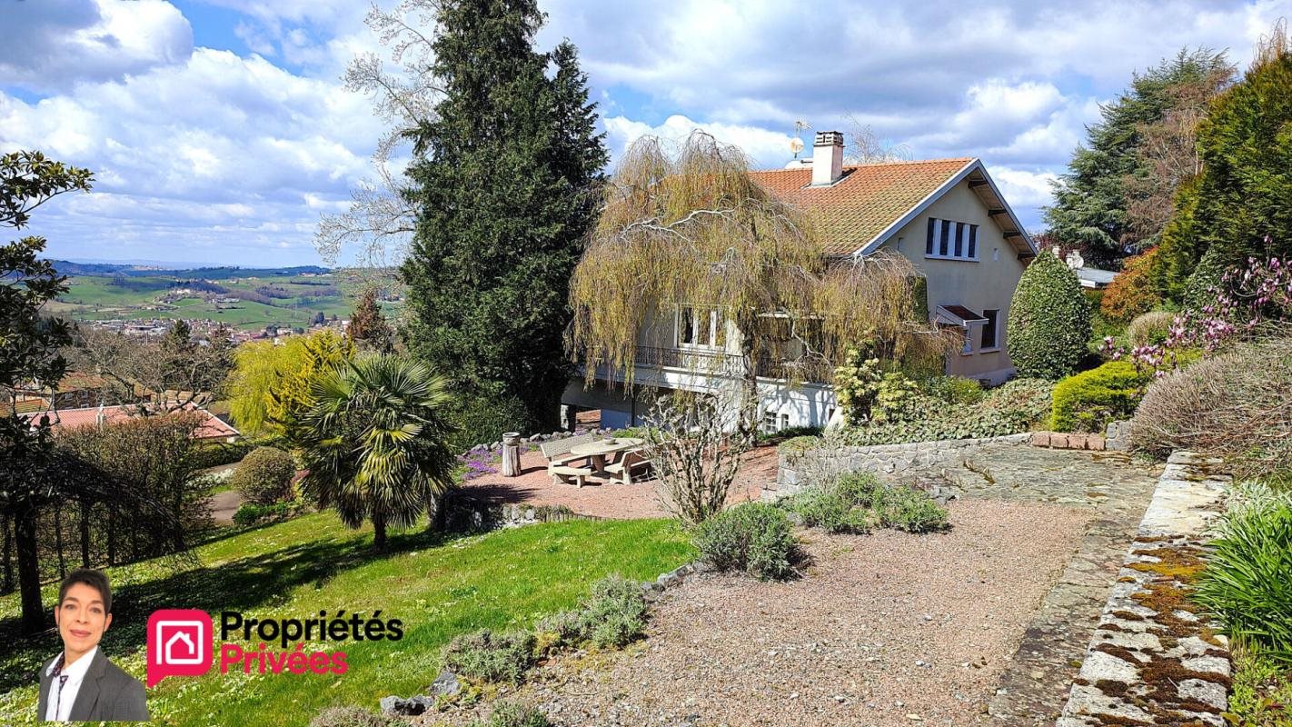 Maison à vendre, 223m², Thizy