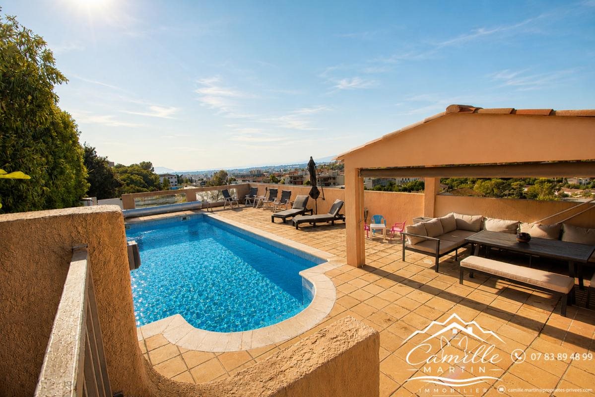 Maison à vendre, 251m², Saint-Raphaël