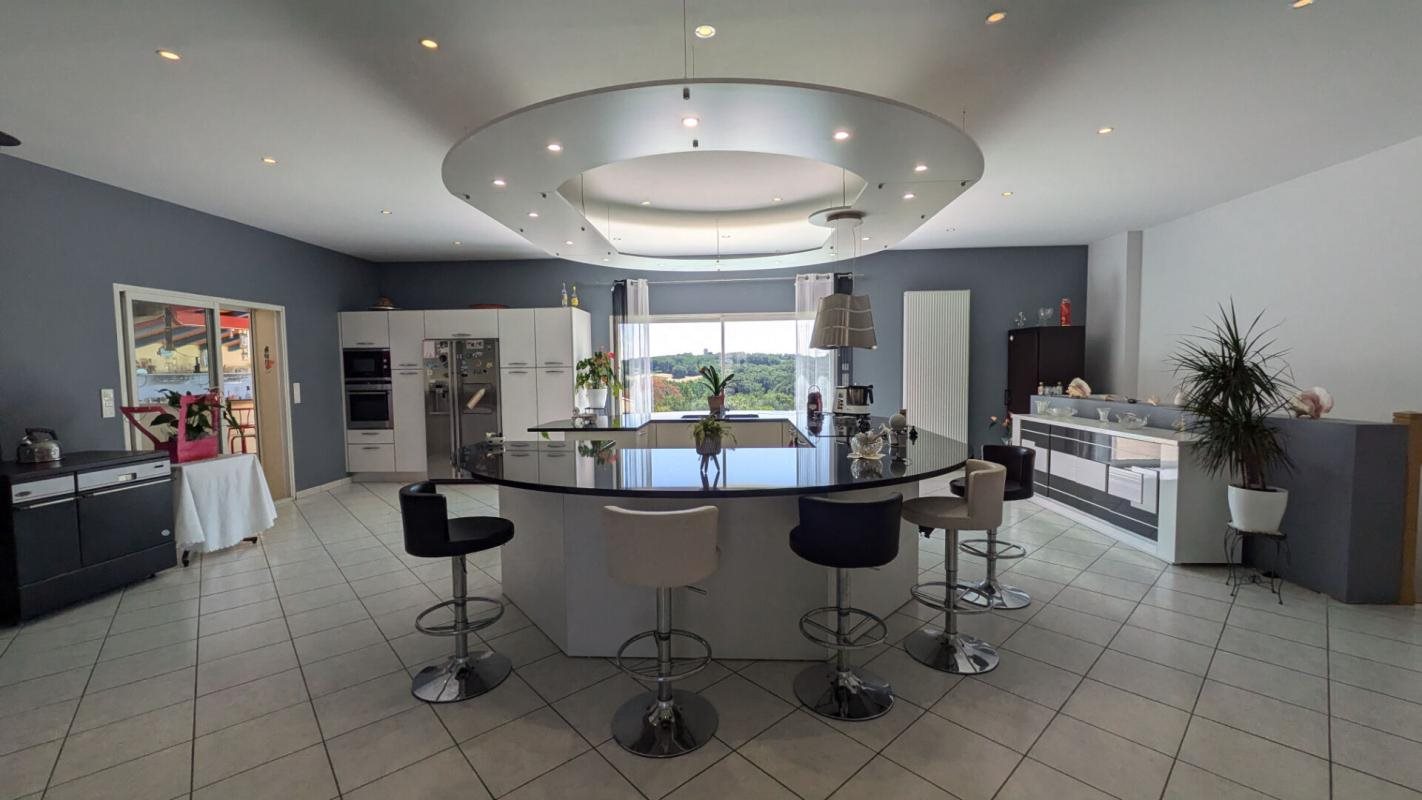 Maison à vendre, 350m², Marmande