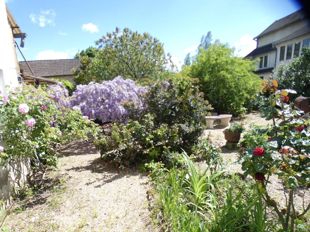 Maison à vendre, 95m², Terrasson-Lavilledieu