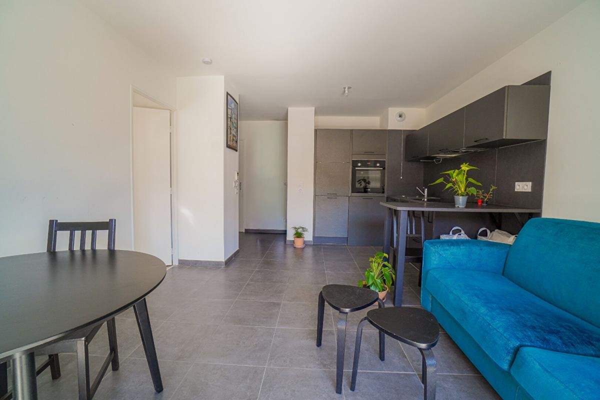 Appartement à vendre, 39m², Vénissieux