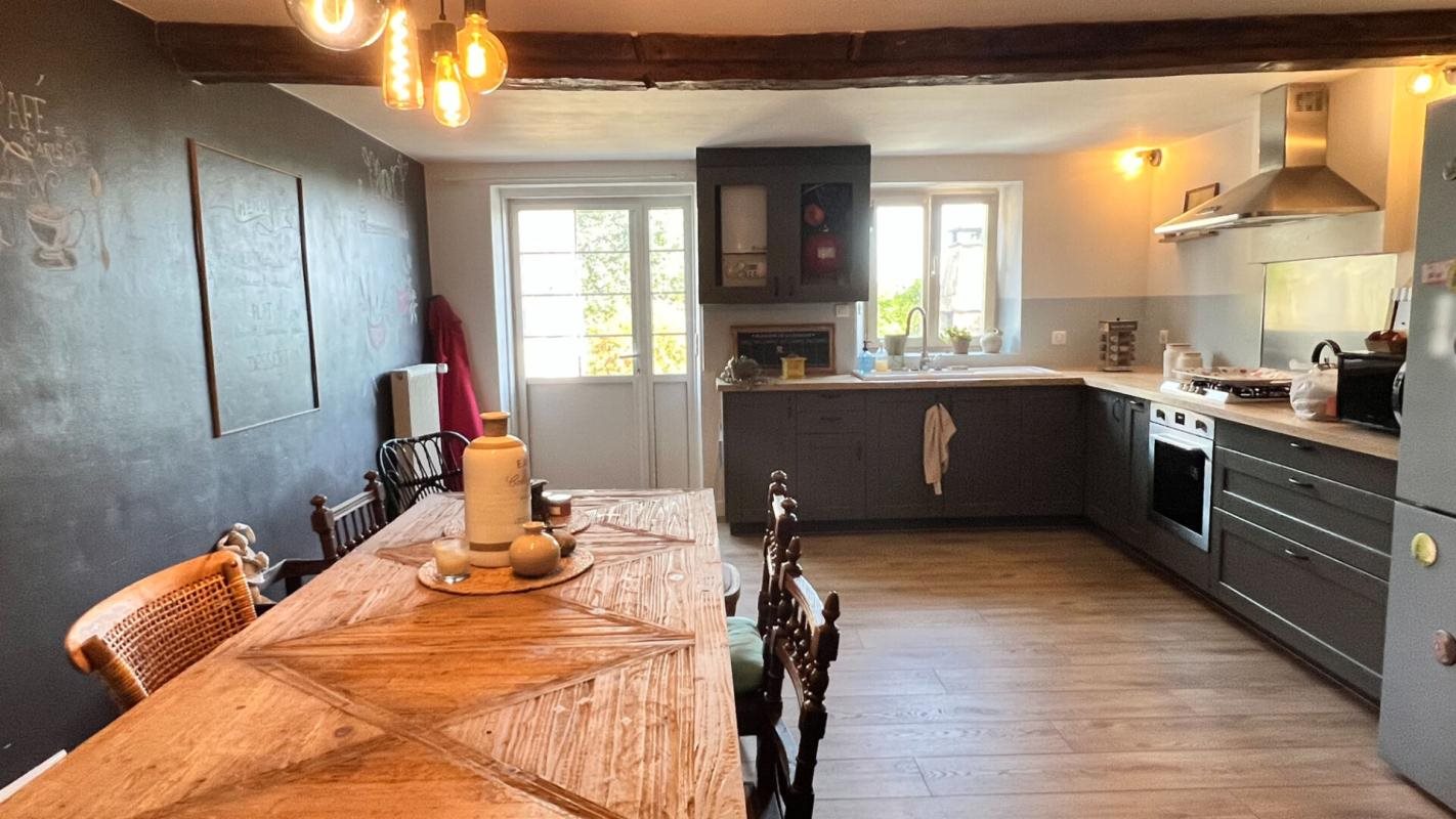 Maison à vendre, 101m², Pouzauges