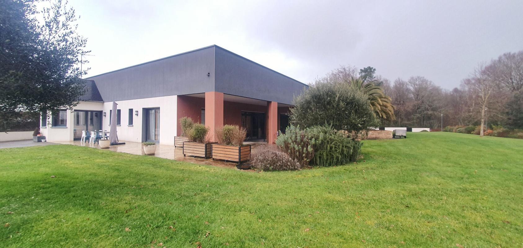 Maison à vendre, 320m², Languidic