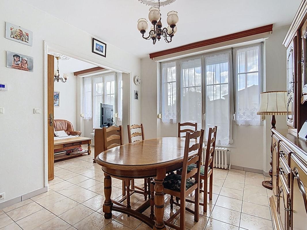 Maison à vendre, 97m², Saint-Max