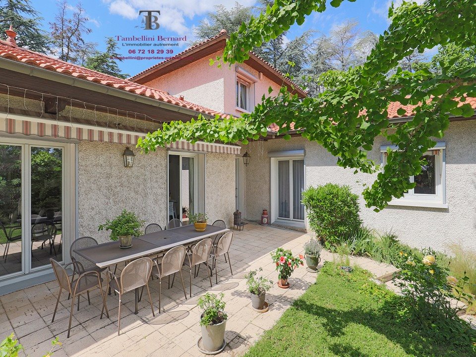Maison à vendre, 185m², Craponne
