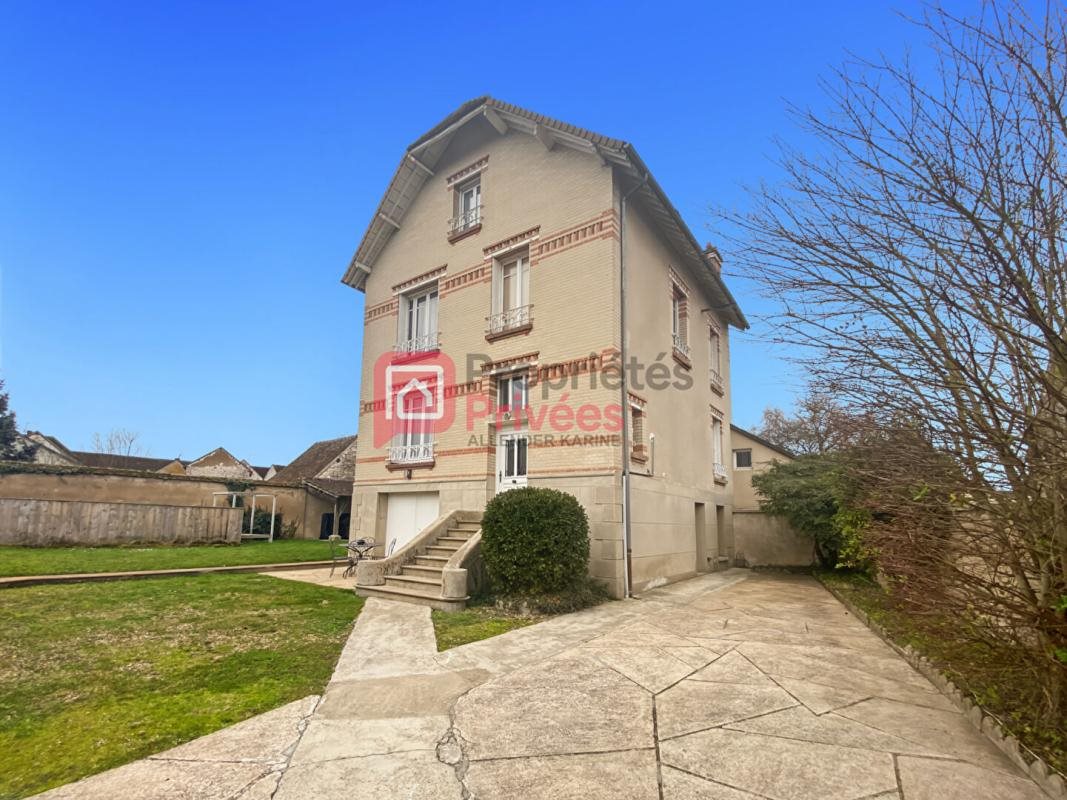 Maison à vendre, 165m², Soucy